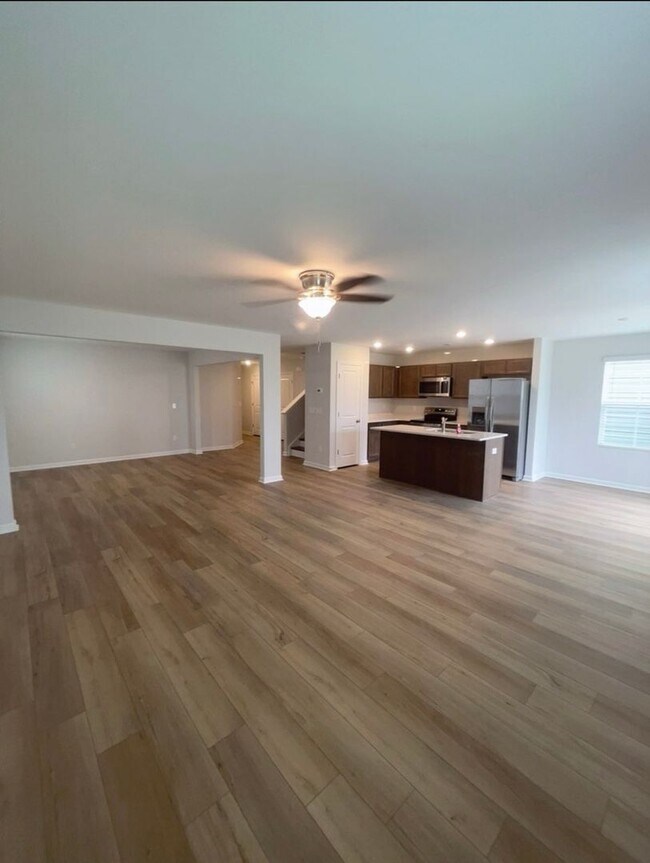 Building Photo - 926 Lodgepole Ln