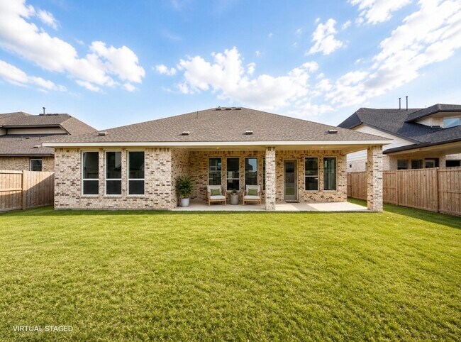 Building Photo - 31026 Sun Vly Dr