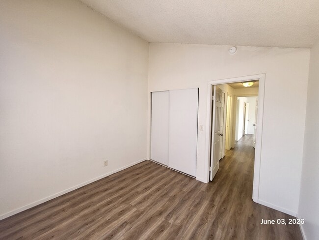 Building Photo - 4456 Buena Vista Dr