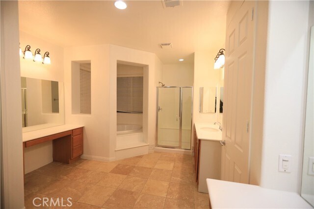 Building Photo - 14440 Sleepy Creek Dr