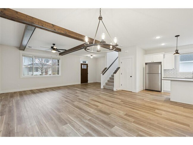 Building Photo - 8689 Deerwood Ln N