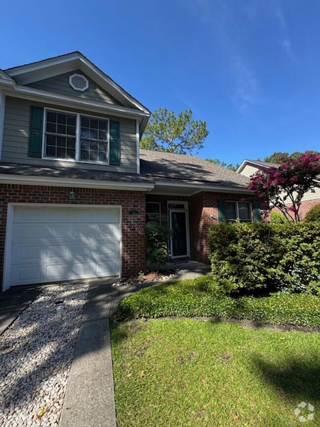 Building Photo - Townhome in Ashton Place