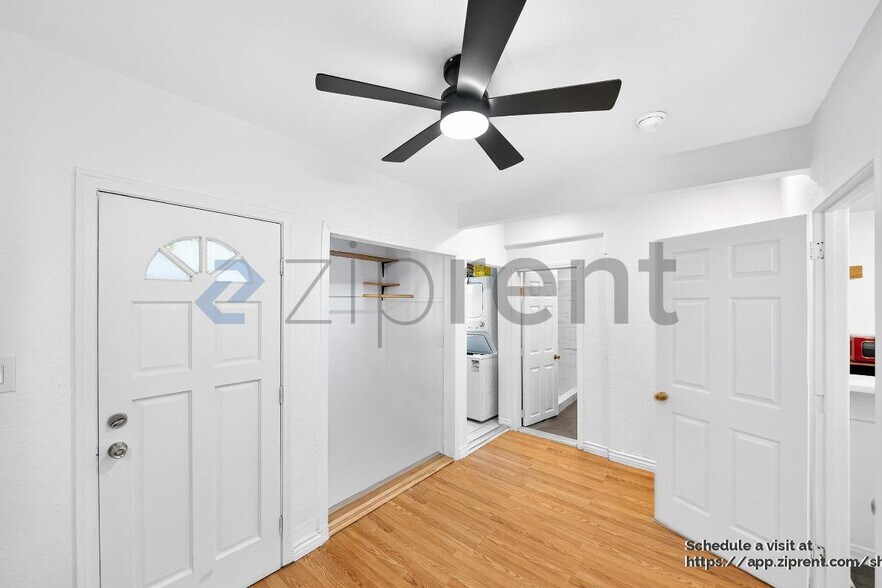 Building Photo - 542 Magnolia Ave