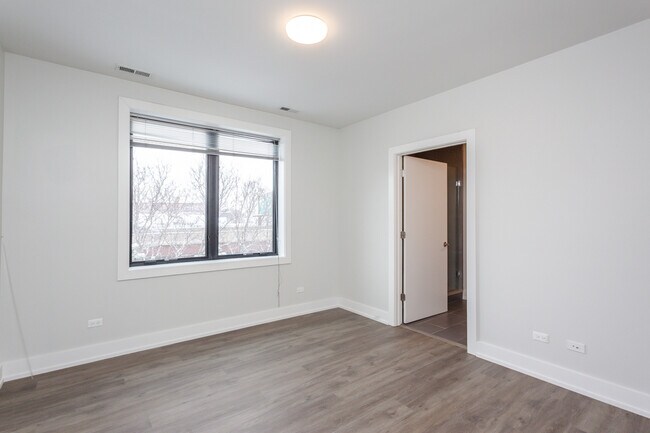 Building Photo - 2111 S Halsted St