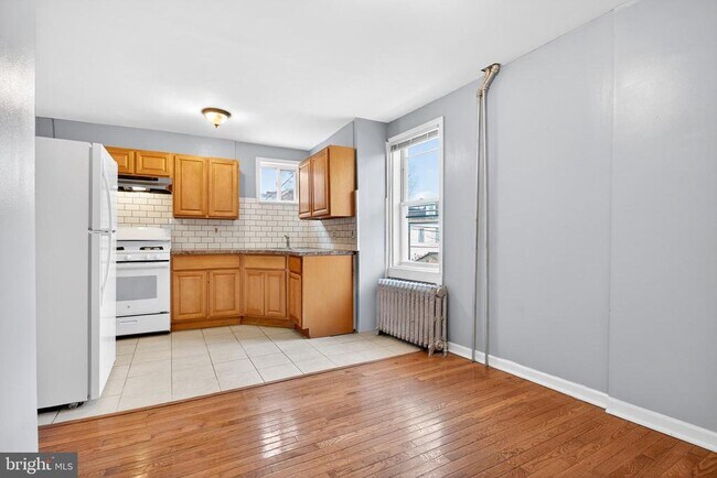 Building Photo - 1528 Church St