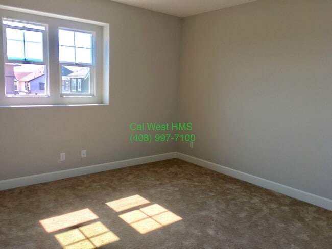 Building Photo - $4695 - Executive 4 Beds/ 3 Baths New Construction Home in Beautiful Community