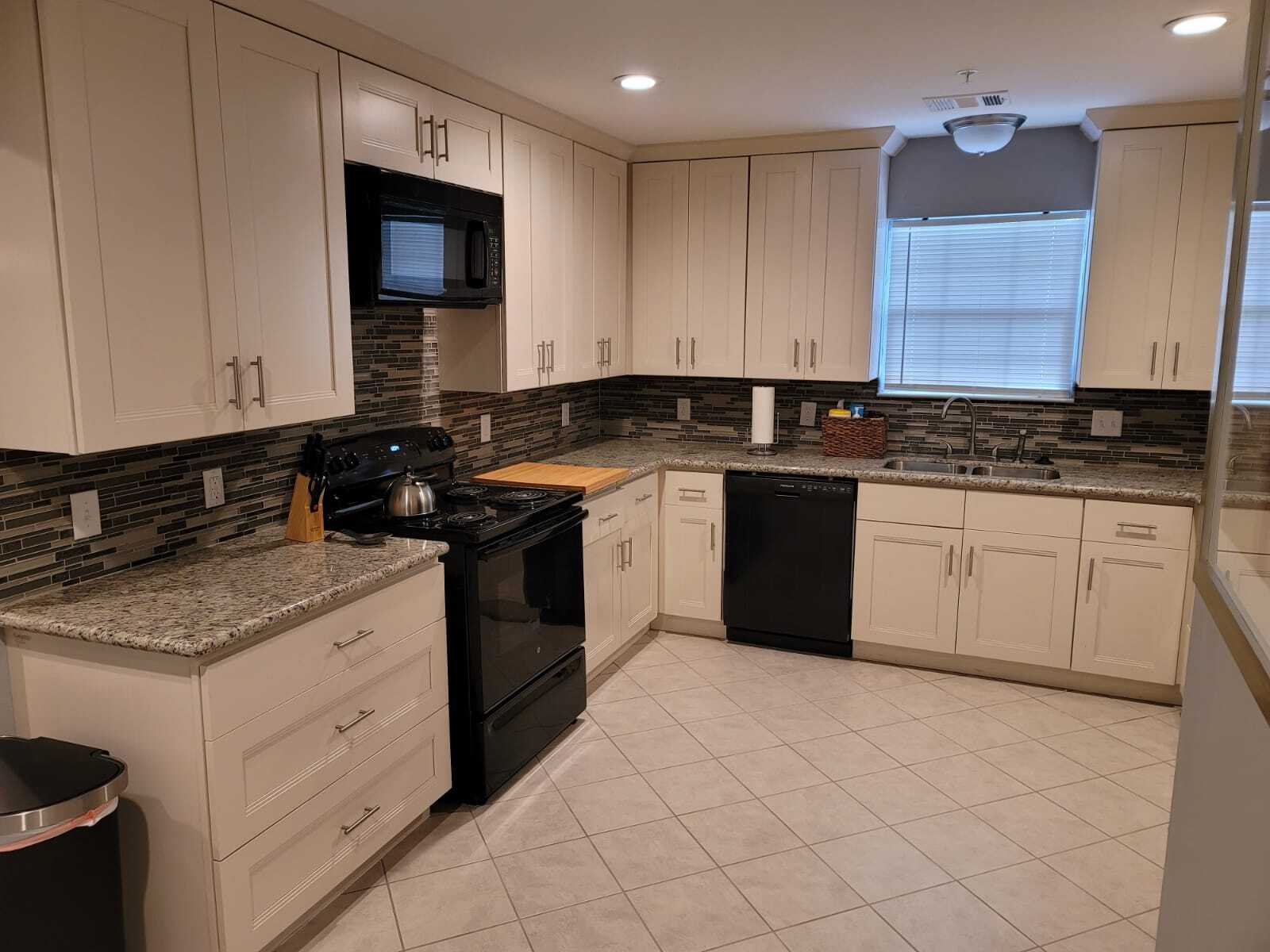 Building Photo - 5038 Mallow St