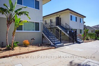 Building Photo - 557 22nd St