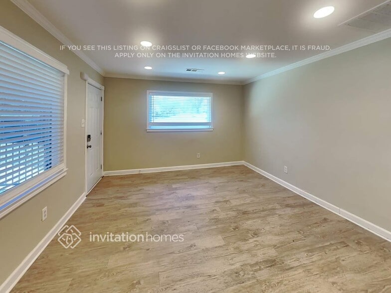 Building Photo - 2434 Main St NW