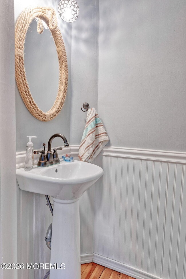 Building Photo - 404 Monmouth Ave