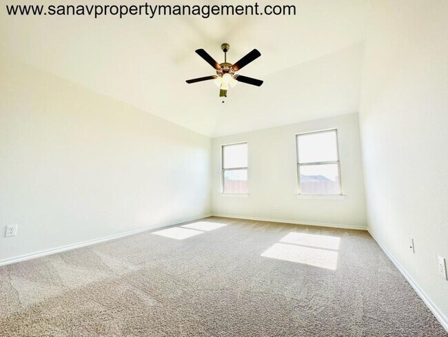 Building Photo - Beautiful Home With All Amenities Included! Tour it today-Fresh Start for the New Year—January Mo...