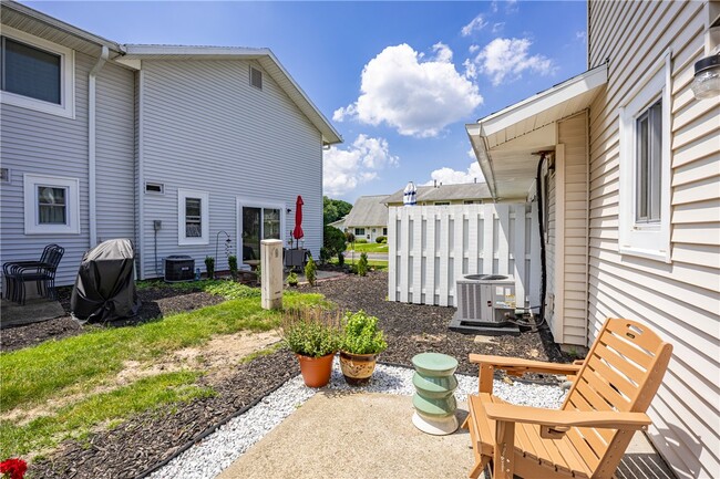 Building Photo - 678 Eastbrooke Ln