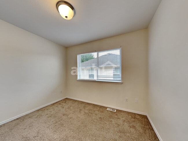 Building Photo - 20515 85th Ave Ct E