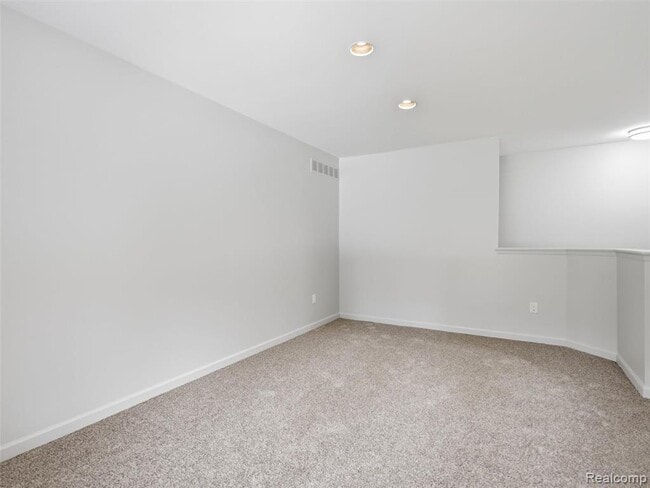 Building Photo - 2387 Sanders Pl