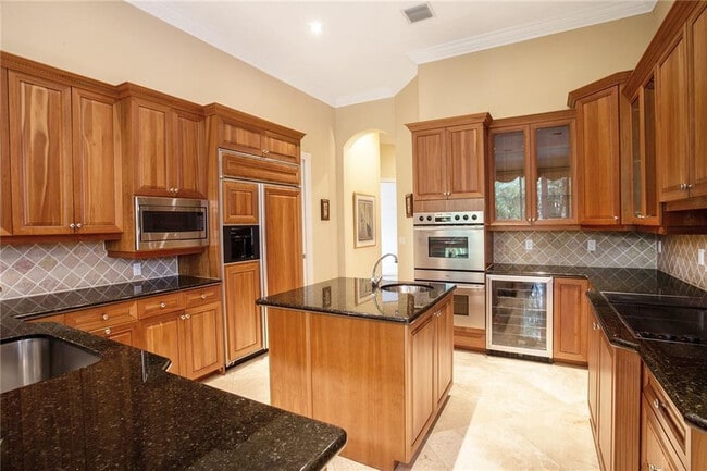 Building Photo - 10897 Canary Island Ct