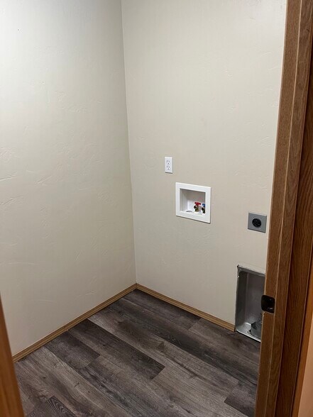 Building Photo - 101 Kynzie Ln