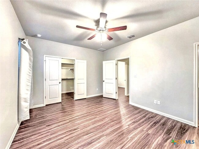 Building Photo - 152 Witchhazel Way