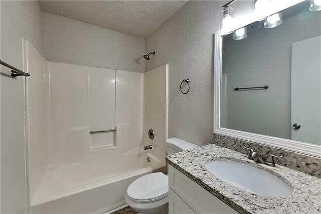 Building Photo - 3979 Sharon Spgs