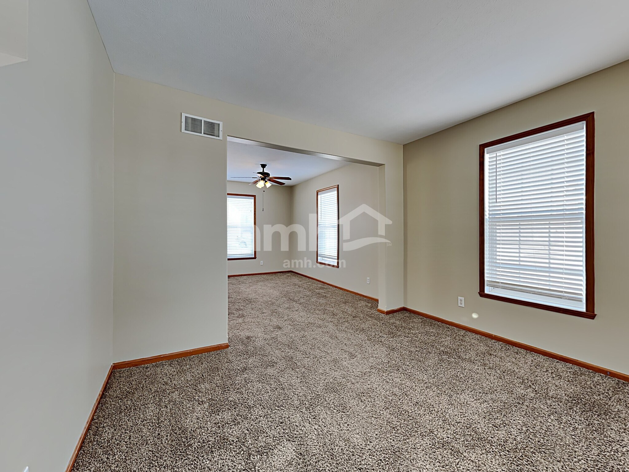 Building Photo - 6715 Legacy Pointe Ct