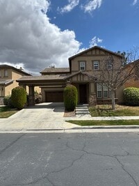 Building Photo - Spacious 3-Bed Lakeview Home with Loft & Community Amenities