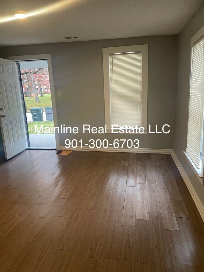 Building Photo - 2932 Hale Ave