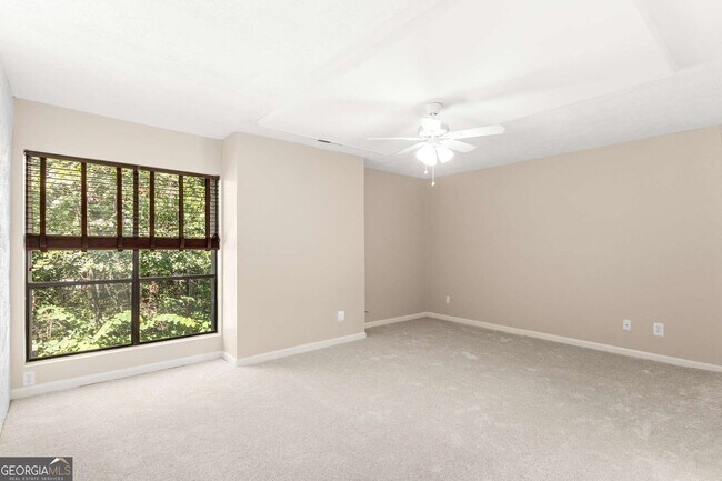 Building Photo - 510 E Ponce de Leon Ave