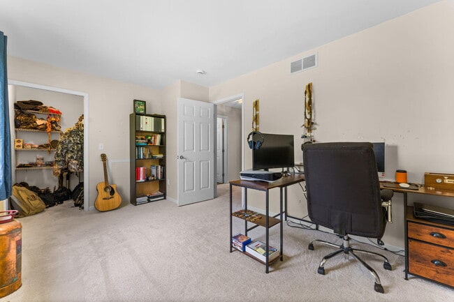 Building Photo - 4141 Crystal Creek Dr