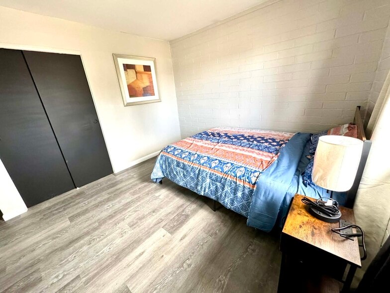 Building Photo - 6864 E Mary Dr