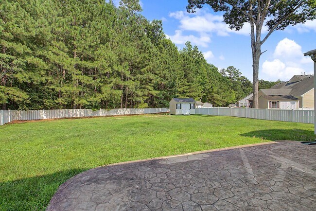 Building Photo - 354 Canaan Cir