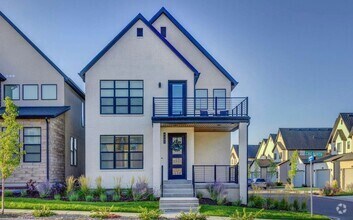Building Photo - Spacious 3 Bed 2.5 Bath Home Available Jun...