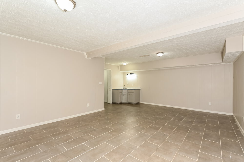 Building Photo - 1411 Hillside Pl SE