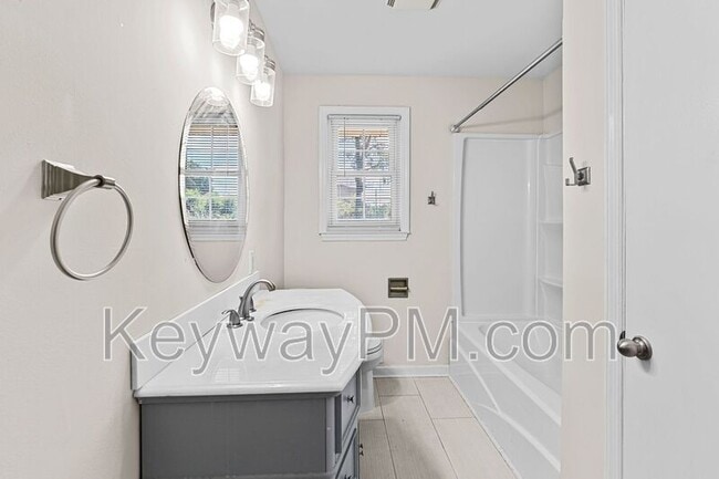 Building Photo - 2574 Richmond Hill Rd