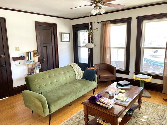 Building Photo - 112-114 Proudfit Street