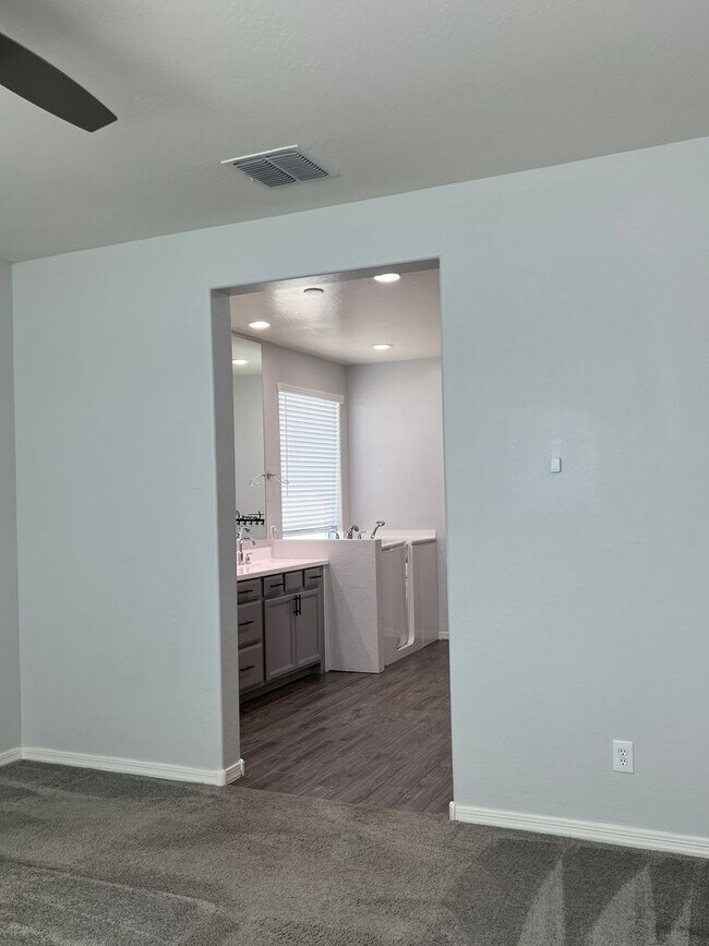 Building Photo - 2019 Build in Gated East Mark Community