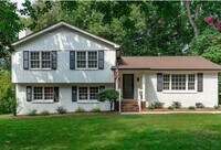 Building Photo - Newly Remodeled 3BD, 2.5BA Raleigh Home wi...
