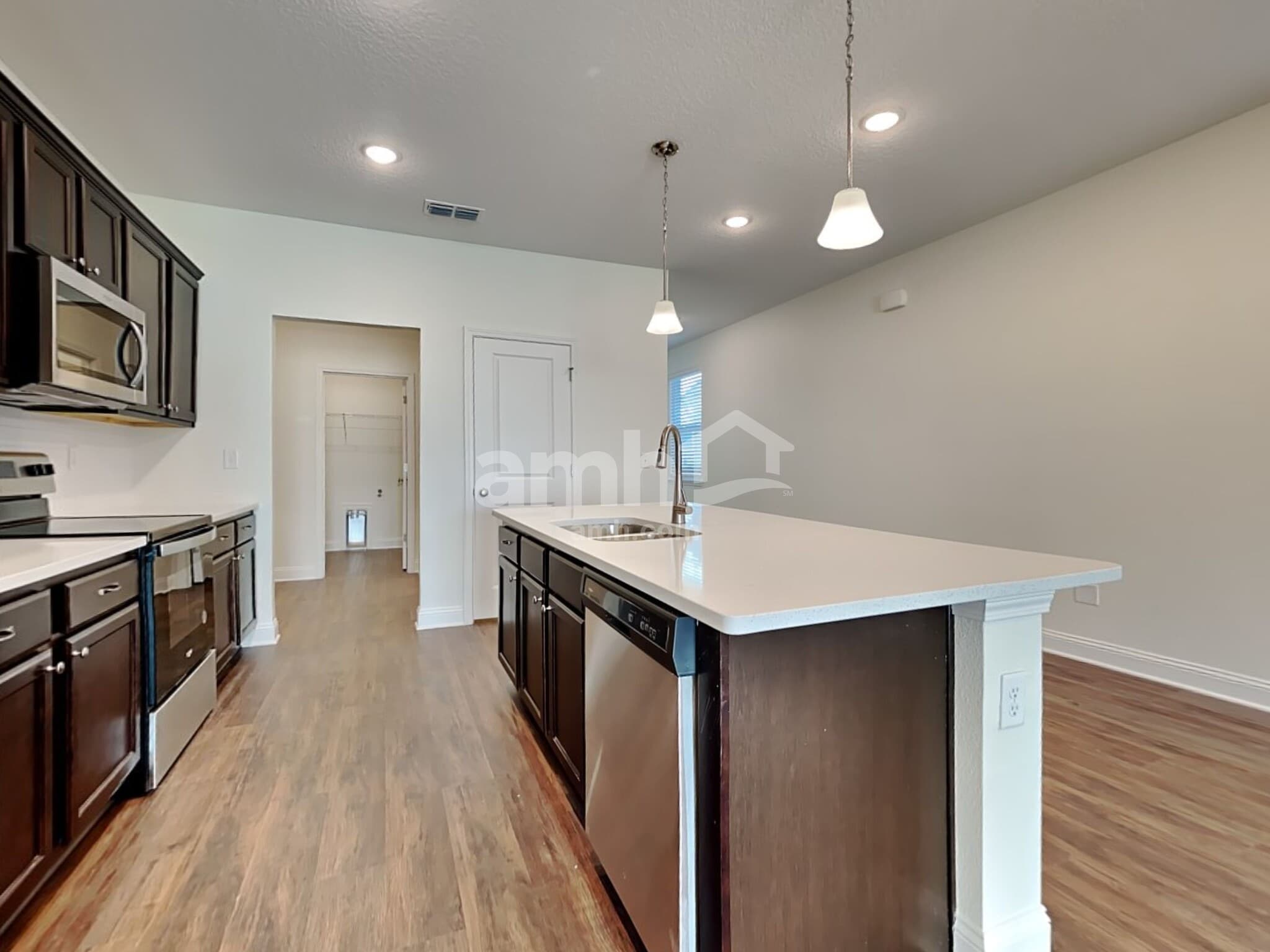 Building Photo - 67 Elcano Ln