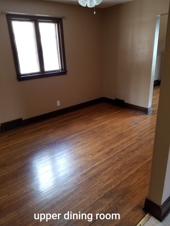 Dining room - 57 Moreland St