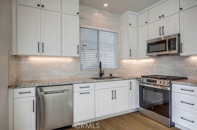 Primary Photo - 622 W Julianna St