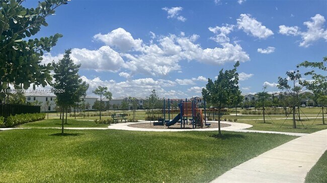 Building Photo - 28704 SW 134th Ct