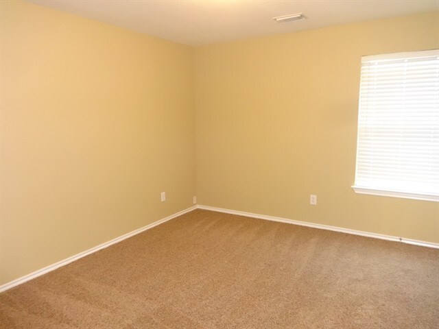 Building Photo - 8003 Berkely Ct
