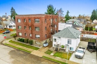 Building Photo - 2331 Rockefeller Ave