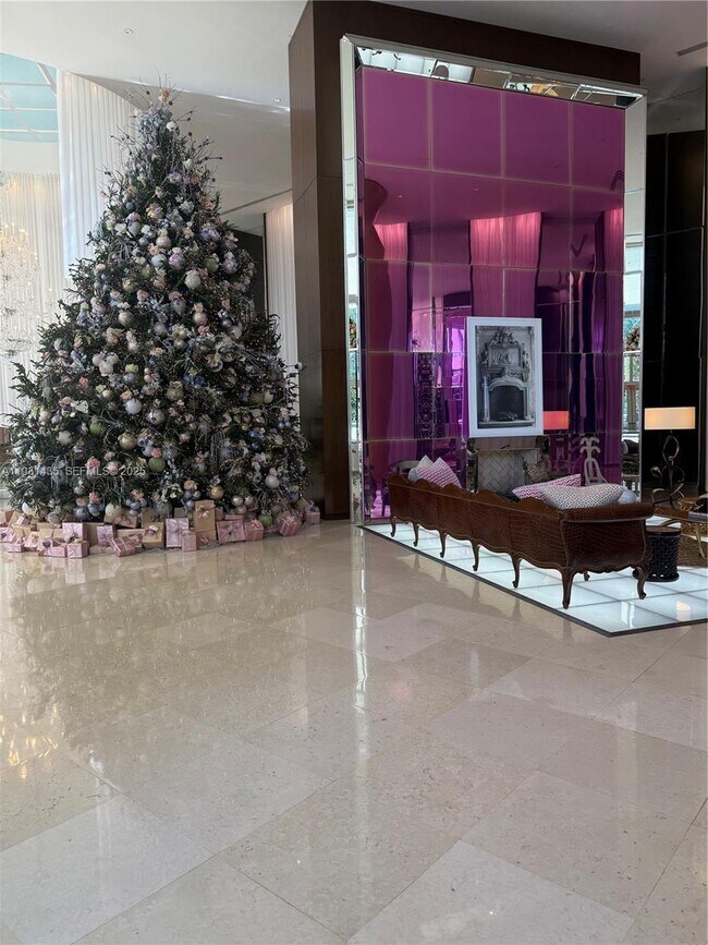 Building Photo - 450 Alton Rd