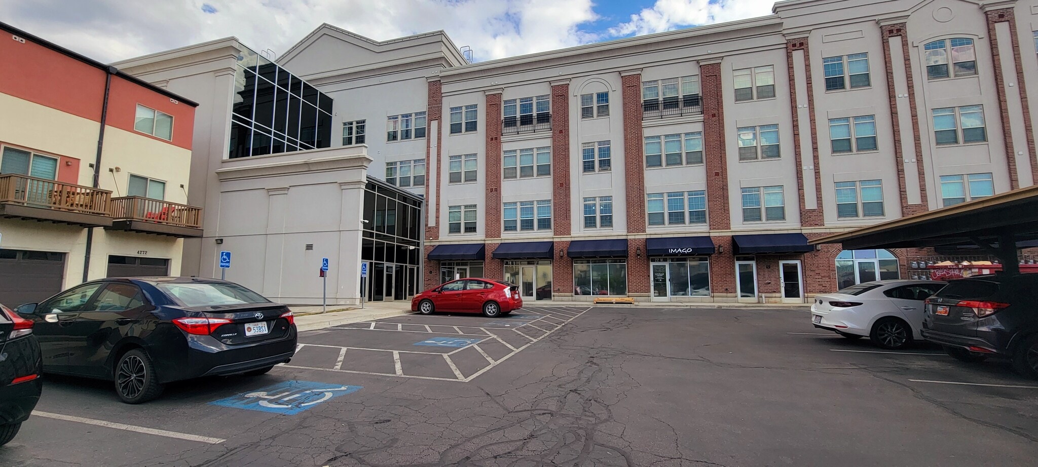 Building Photo - 4276 S Main St