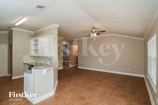 Building Photo - 12332 Casheros Cove Dr S