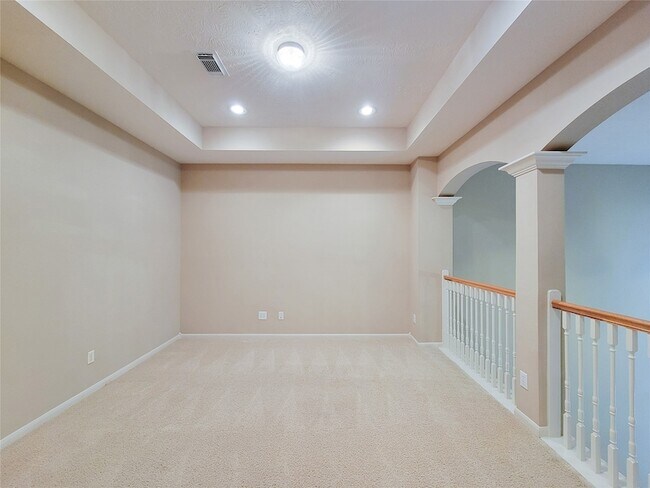 Building Photo - 206 Whispering Ridge Terrace