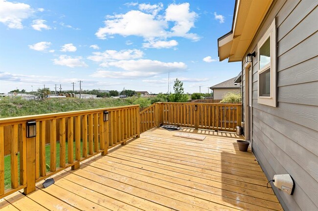 Building Photo - 316 Ancellotta Wy