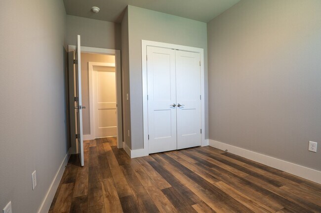 Building Photo - Spacious 3 bed 2 bath in Pea Ridge