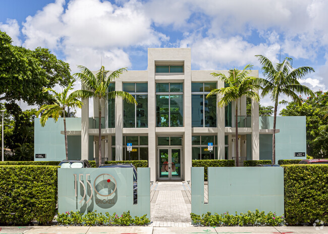 Building Photo - 1550 Brickell Ave