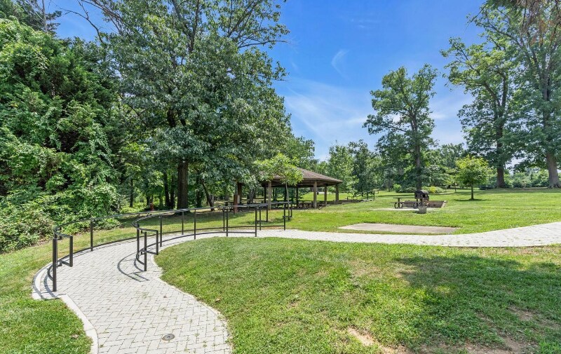 Building Photo - 2500 N Van Dorn St