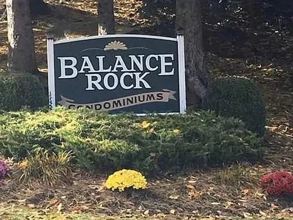 Building Photo - 79 Balance Rock Rd